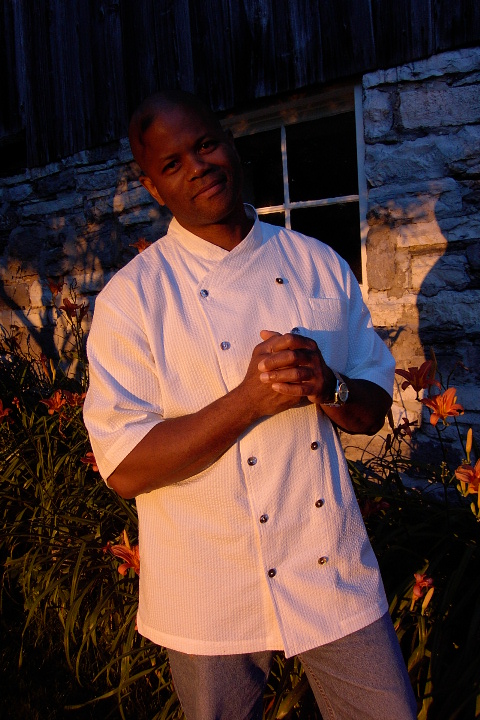 Chef Coat Style BSM101: Shown in White, 100% cotton seersucker, left chest tailored welt pocket, short sleeves & Abalone buttons.